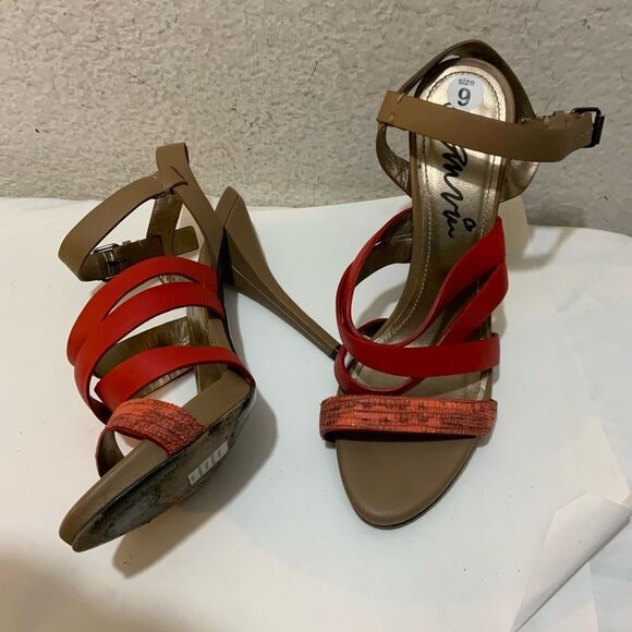 Lanvin/ Heels/ Sandals/ leather size 9 - Picture 4 of 15